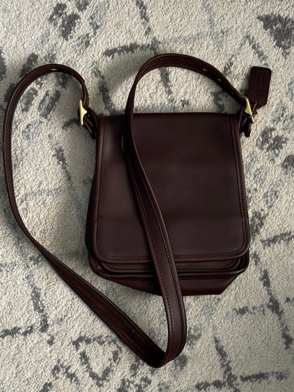 Vintage Coach Legacy Studio Medium Flap Bag / Style 9145